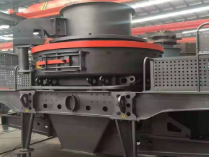 立式?jīng)_擊破碎機(jī)怎么樣？怎么解決出分粉高的問(wèn)題？