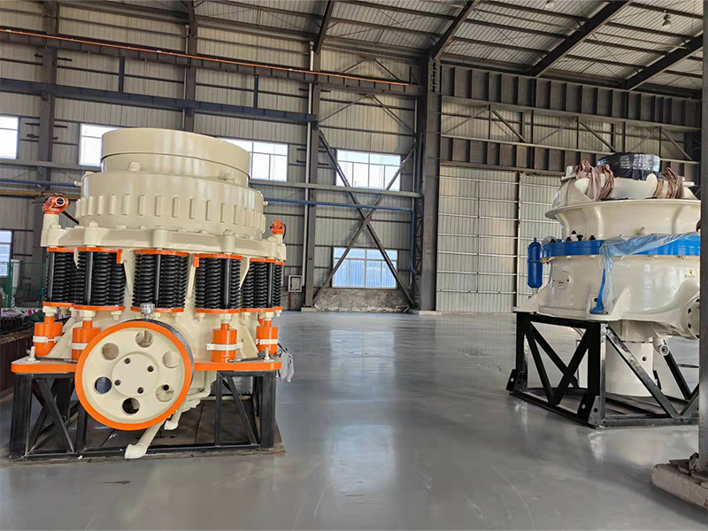 礦石和巖石開(kāi)發(fā)的破碎設(shè)備圓錐破碎機(jī)為重要破碎設(shè)備 1 矿石和岩石开发的破碎设备圆锥破碎机为重要破碎设备 - 上海丁博重工(images 1)