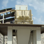 反击式破碎机性能有哪些？